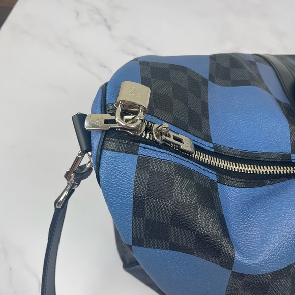 Louis Vuitton duffel bag - Picture 14 of 16